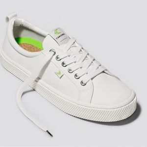 Women’s Cariuma Off-white Canvas Sneakers OCA Low